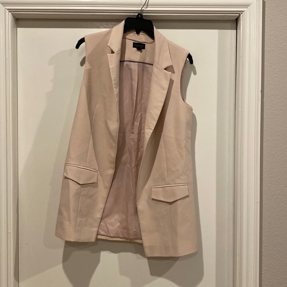 TOPSHOP light pink sleeveless vest size 6